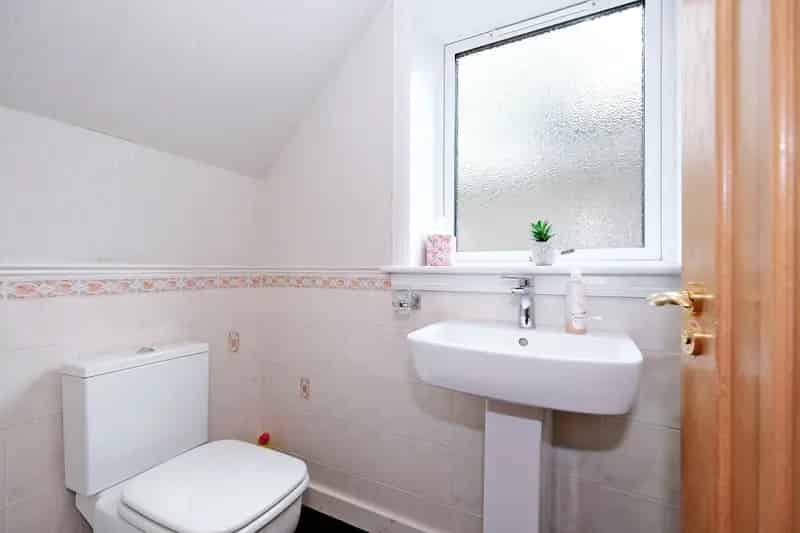 Four Bedroom Detached House Ellon