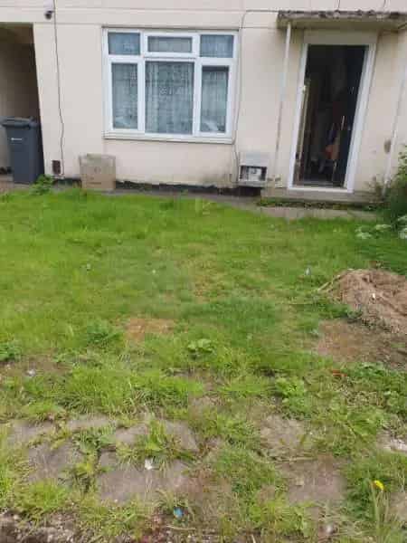 Newly Refurbished 2-Bedroom House