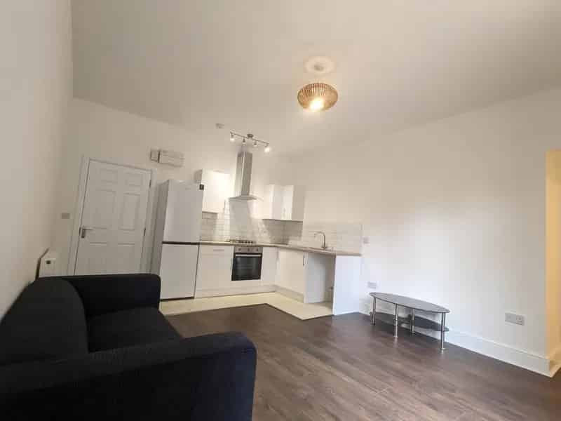 1 Bedroom Ground Floor Maisonette to Rent