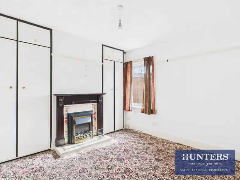 1 Bedroom Bungalow for Sale Near Coast Needs Renovation