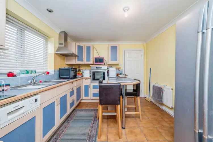 4 Bedroom Detached Chalet Bungalow with Pool and Sauna