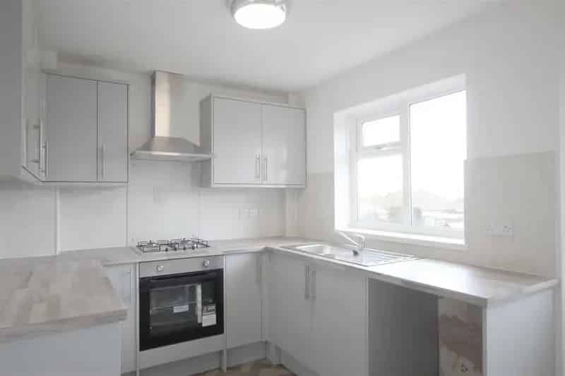 2 Bedroom House to Let Allerton