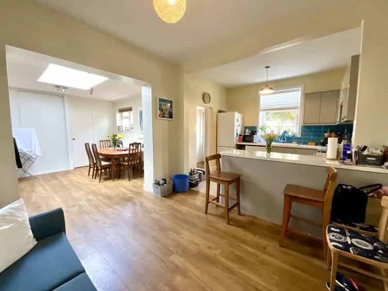 4 Bedroom Detached House for Sale Southbourne
