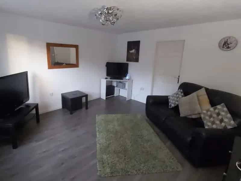 3 Bedroom House for Sale - Ideal for First Time Buyers