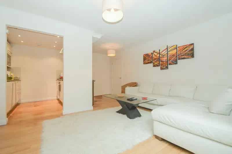 3 Bedroom Flat to Let in Shoreditch