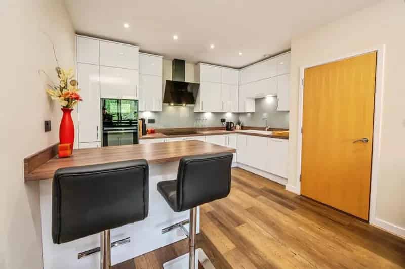 1 Bedroom Smart Apartment for Sale Jewellery Quarter Birmingham