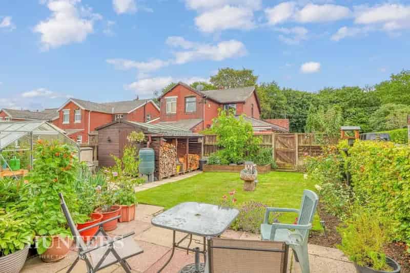 3 Bedroom Dormer Bungalow For Sale