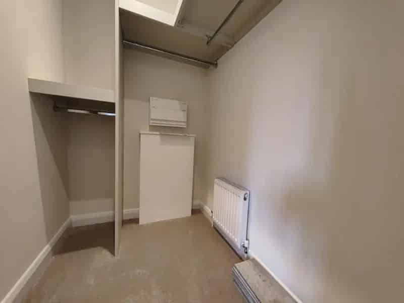 2 bed property for sale
