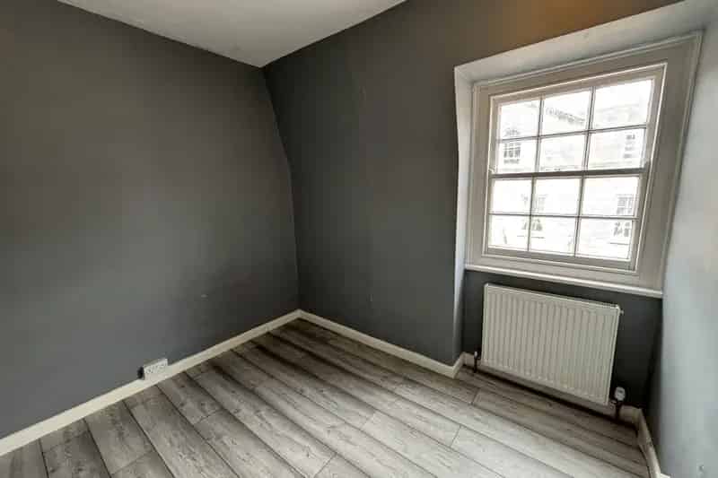 2-Bedroom Dorchester Town Centre Apartment Zero Deposit Available
