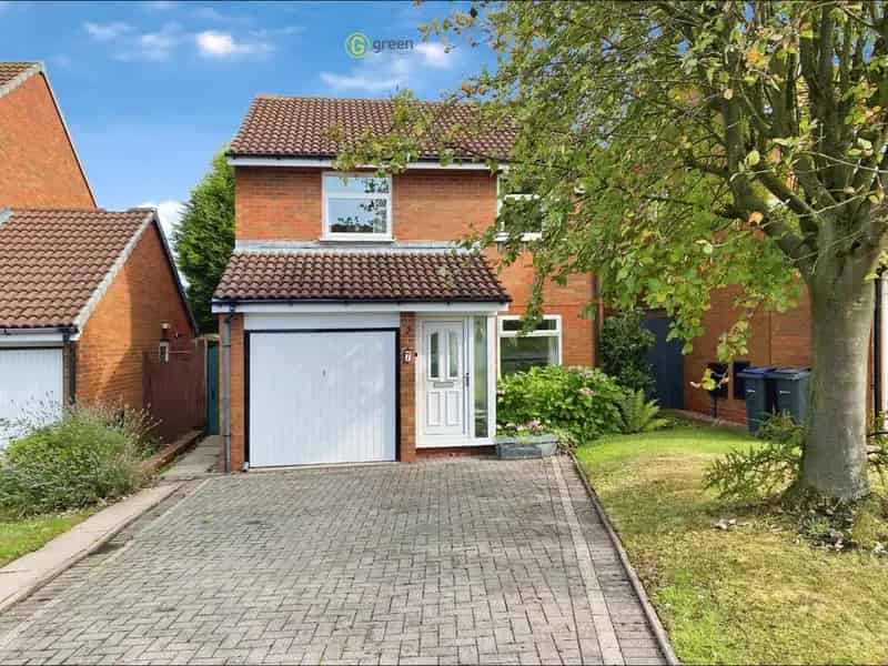 3 Bedroom Detached House For Sale