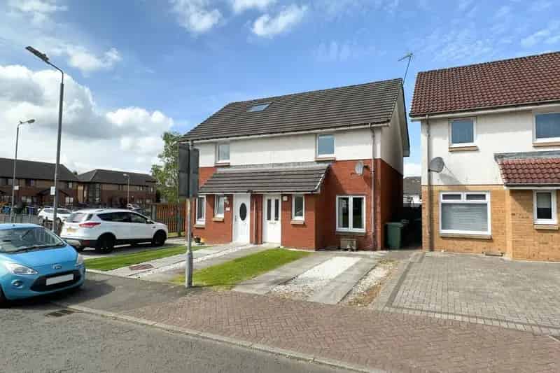 2 Bedroom Semi Detached House For Sale Near Woodland
