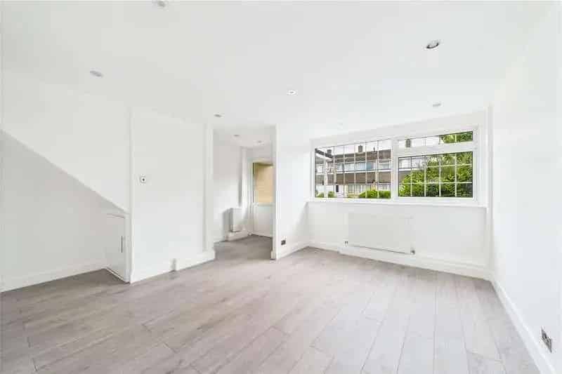3 Bed House for Sale West Reading