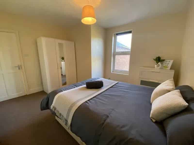 Flat To Rent Available 05052025