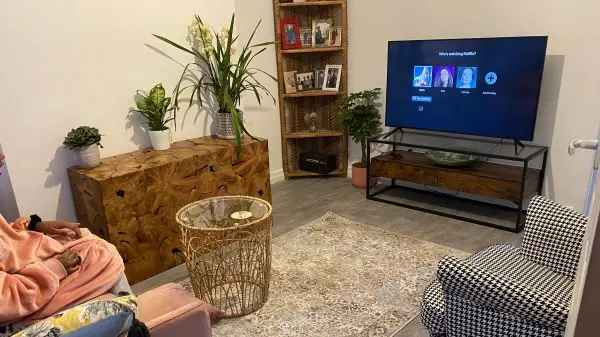 House For Rent in Coventry, England