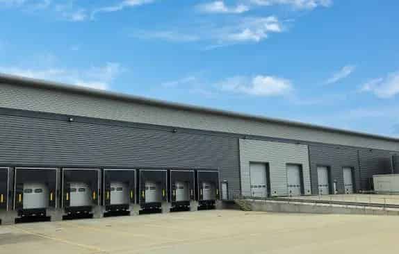 Refurbished Urban Logistics Warehouse To Let