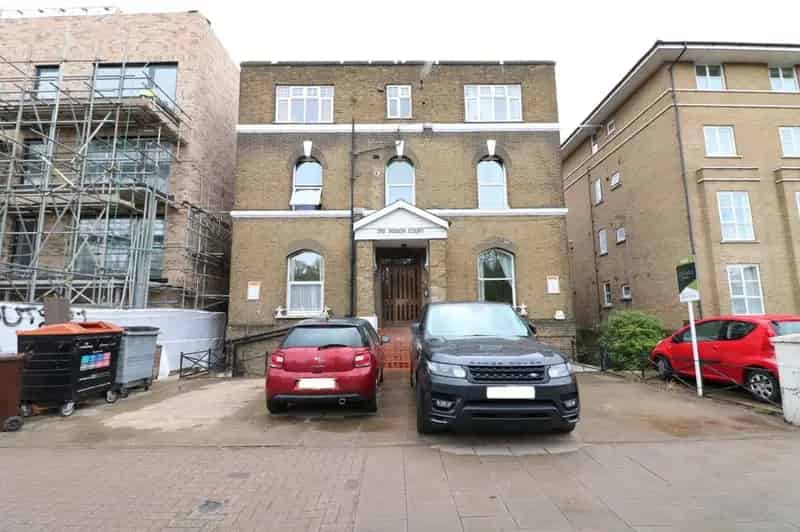 2 Bedroom Flat to Rent Near Finsbury Park London N4