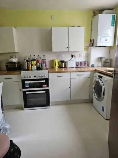 2 Large Bedroom House with Gardens in Safe Cul-de-sac