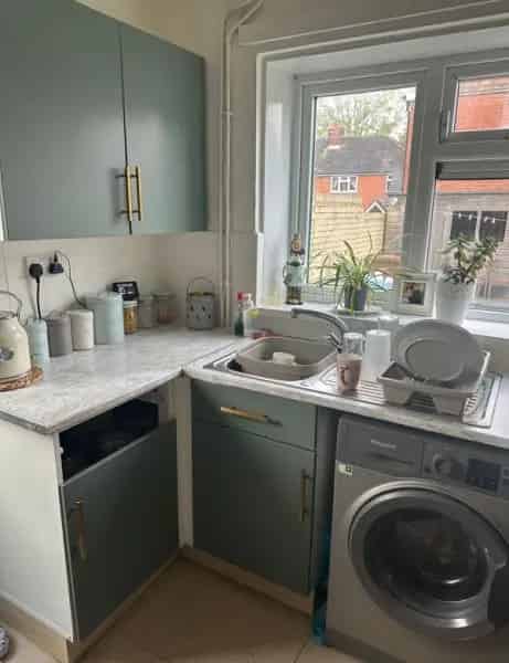 2 Bed Semi Detached House with Off Street Parking