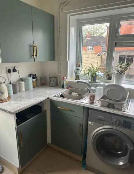 2 Bed Semi Detached House with Off Street Parking