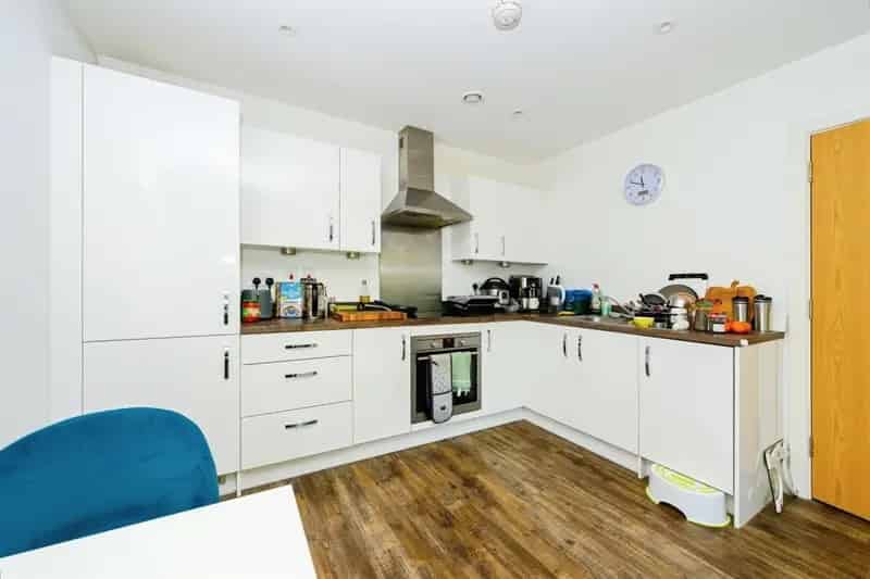 Stunning Modern Canal View Apartment with Balcony - Rarely Available