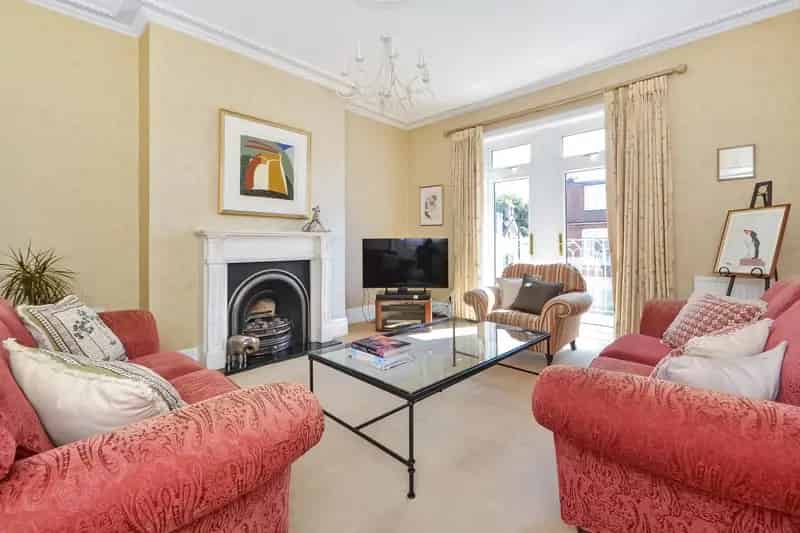 Five Bedroom Semi-Detached House Southsea Hampshire