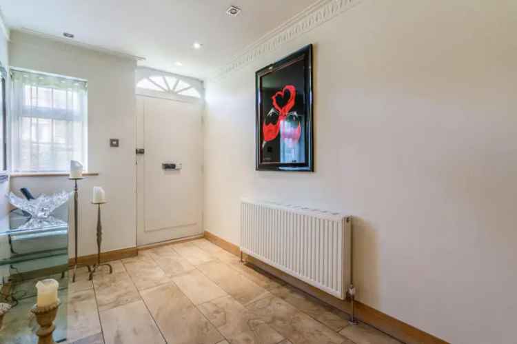 3 Bedroom Mews House for Sale