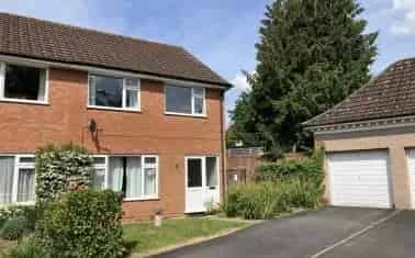 3 Bed House Near M5 Junction 26