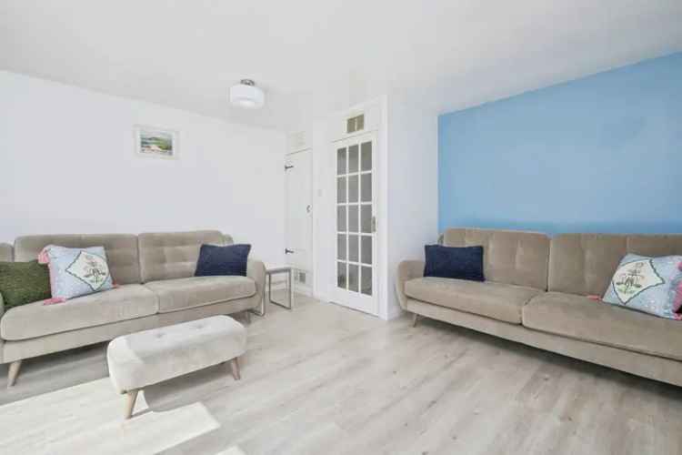 Three Bedroom House in Eggbuckland with South-Facing Garden