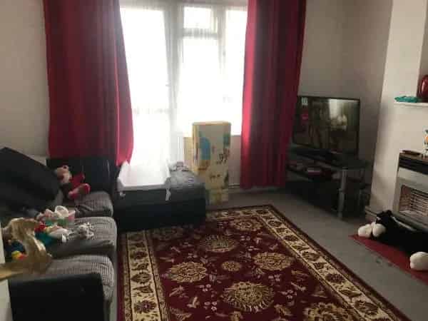 3-Storage Flat near Lakeside Shopping Centre - Council Property