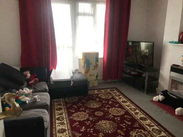 Council Property Flat with Central Heating and Parking