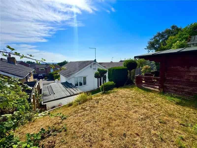 2 Bed Detached Bungalow For Sale
