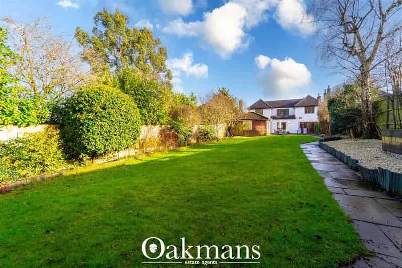 4 Bedroom Detached House for Sale in Kings Norton
