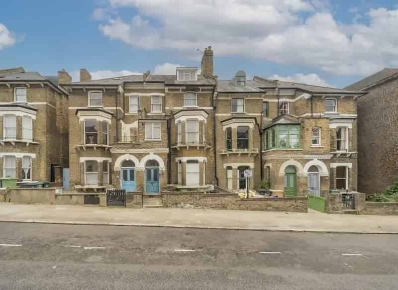 Two Bedroom Garden Apartment Kentish Town