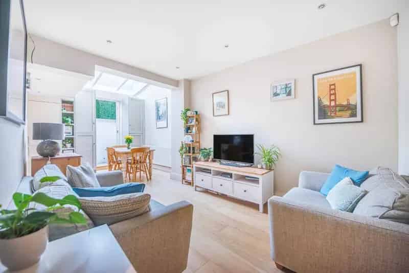 One Bedroom Period Conversion Parsons Green