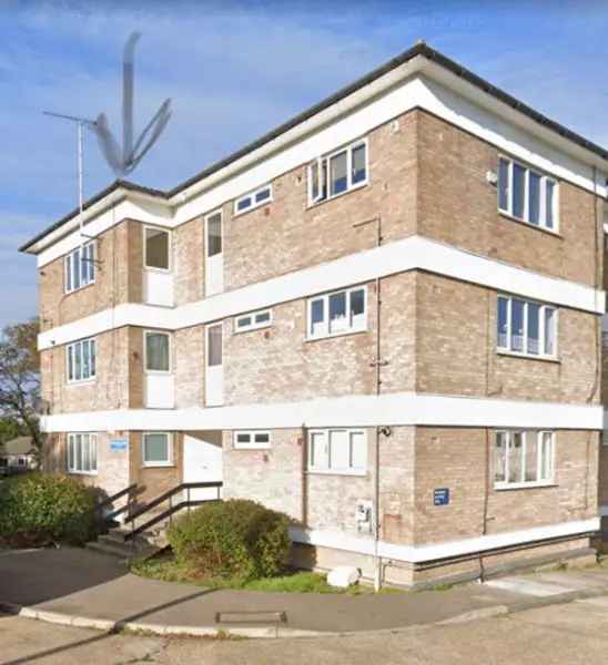 Flat For Rent in Basildon, England