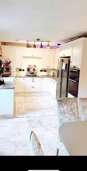 4 Bed Semi Detached House Aylesbury