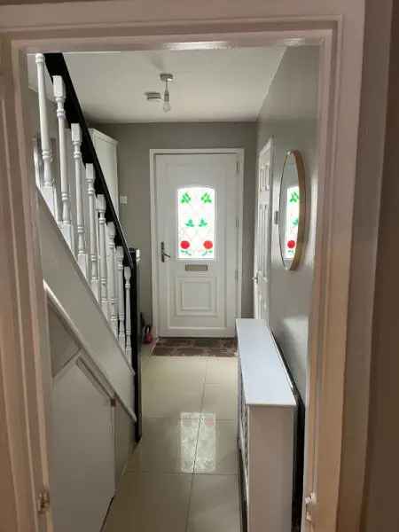 House For Rent in Elmbridge, England