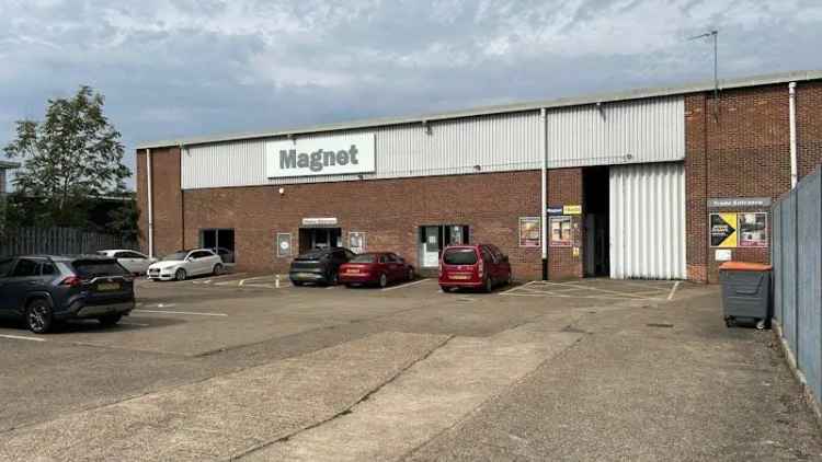 Industrial For Rent in Winnersh, England