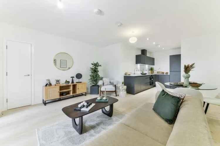 Spacious 1-Bed Apartment in Purley Near London