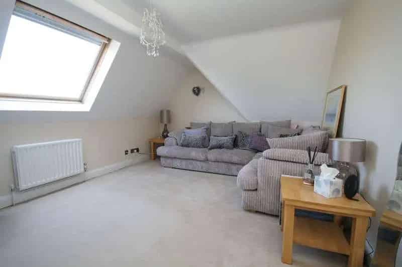 6 Bed Detached House for Sale in Horspath