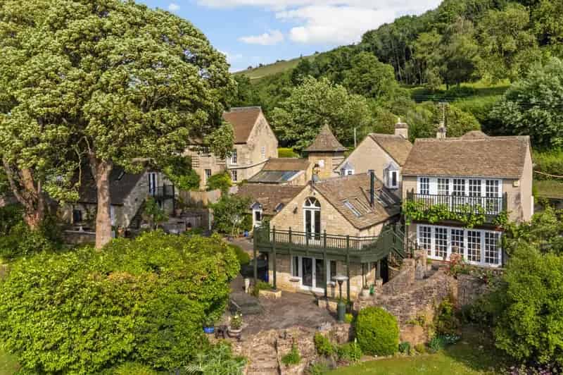 5 Bedroom Detached Period Home For Sale
