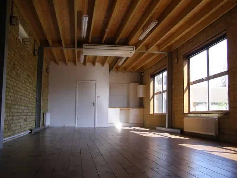 Studio Office with Parking near Lambeth North