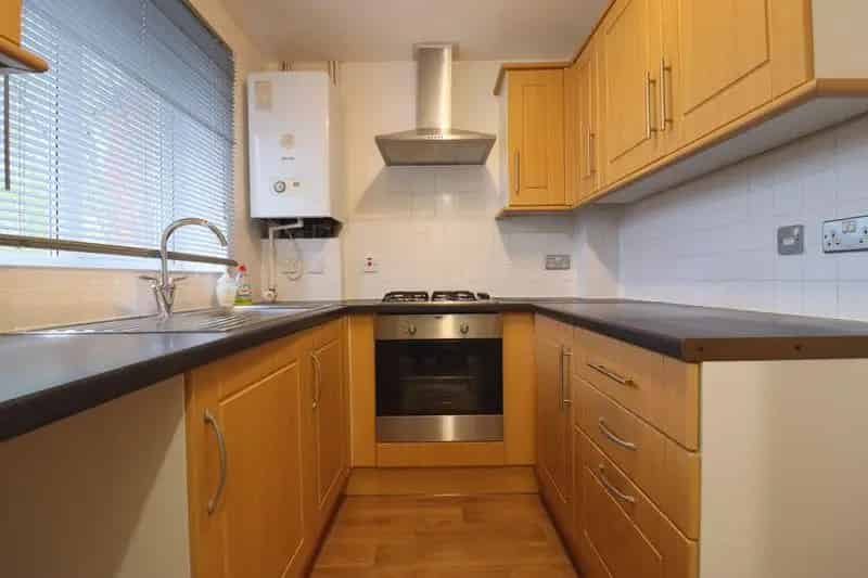 2 Bedroom Semi Detached House to Rent