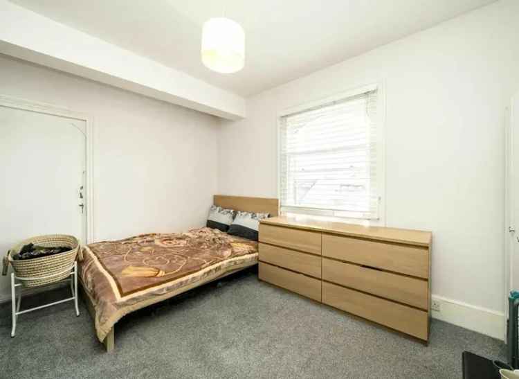 2 Double Bedroom Period Conversion Poets Corner Acton