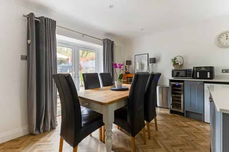 4 Bedroom Detached House for Sale in Fernhurst