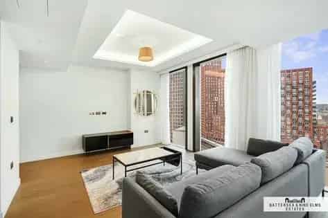 2 Bed 2 Bath Apartment Thames City Development London