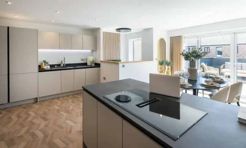 4 bedroom terraced house for sale