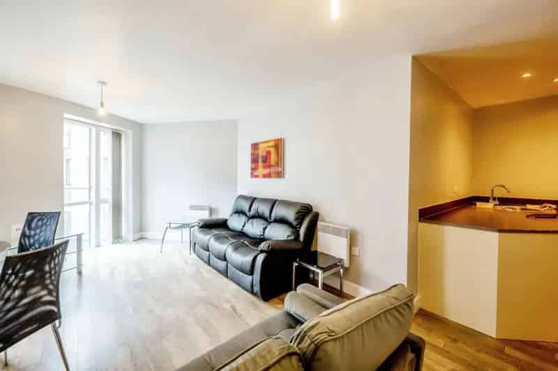 2 Bed Apartment Birmingham Gay Village Allocated Parking