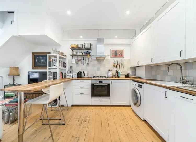 Two Bedroom Hackney Home - Victorian Conversion - Chain Free