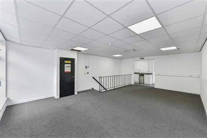 Beeston Town Centre Office Space - Parking Available